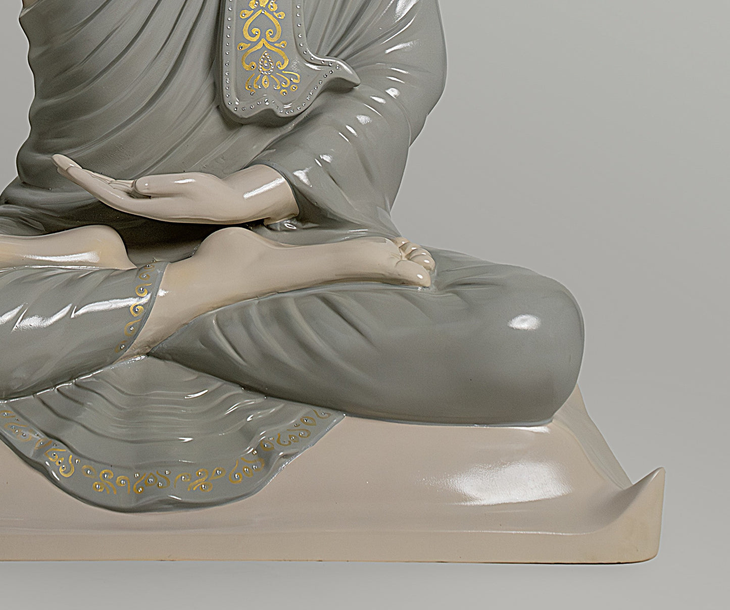 The Reflective Buddha